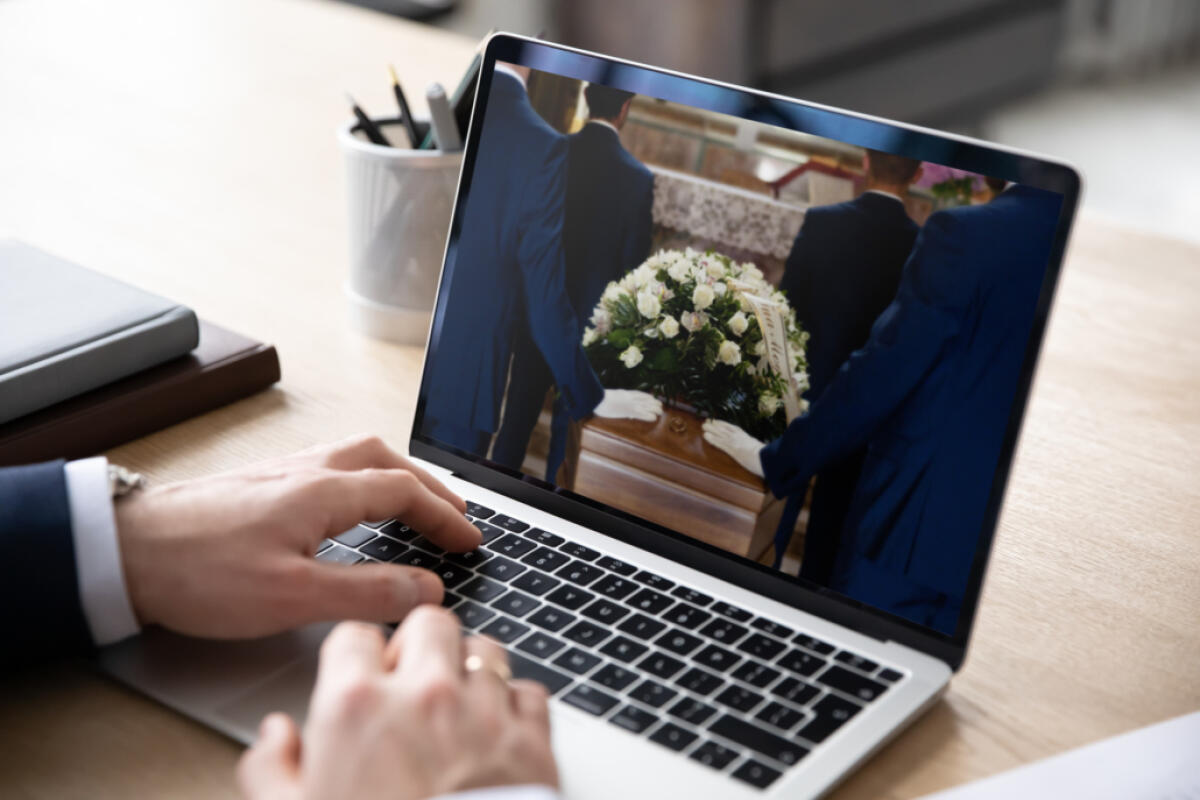 Gela, funerale in diretta streaming -