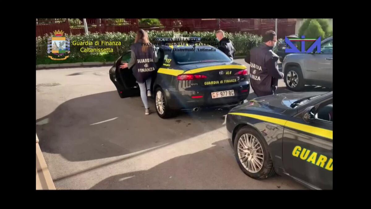 Gela, maxi sequestro alla famiglia Luca - 