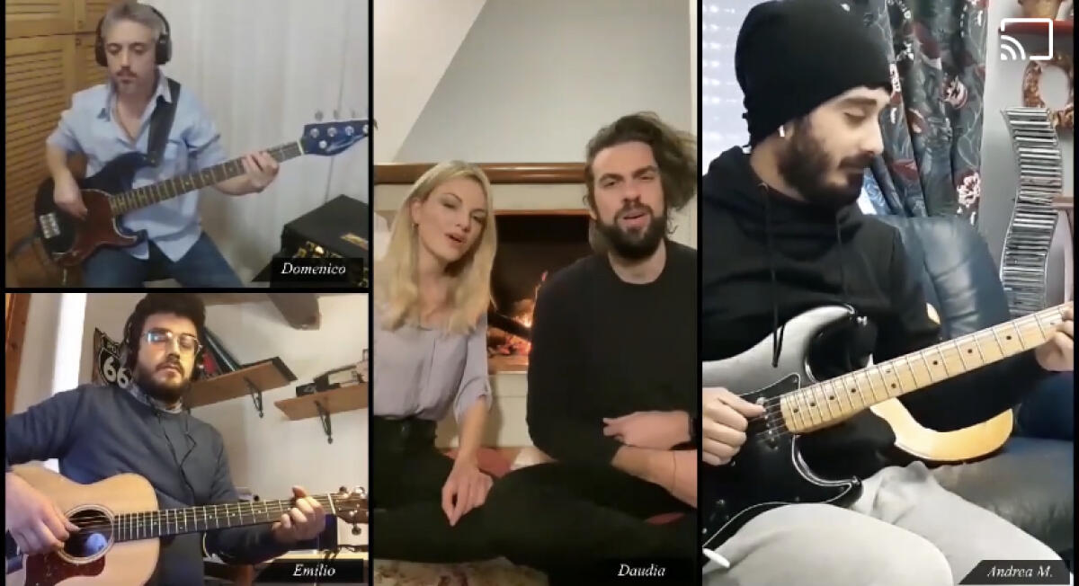 Sul palco dei social per celebrare la Festa degli innamorati - 