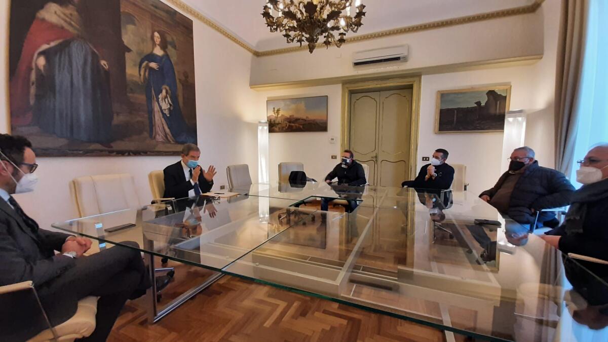Ristorazione, Musumeci incontra operatori ragusani: «Esporremo richieste della categoria al governo Draghi» -