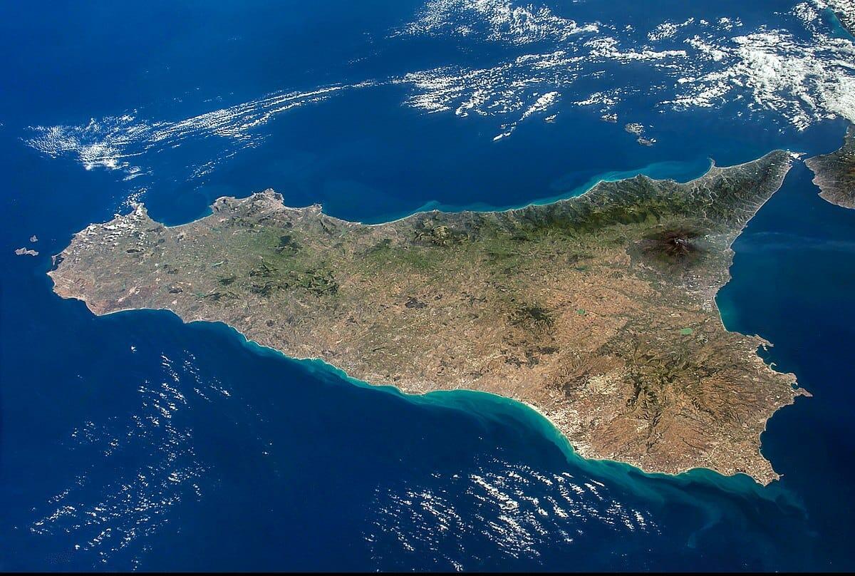 Sicilia: si allontana lo spettro della zona rossa -