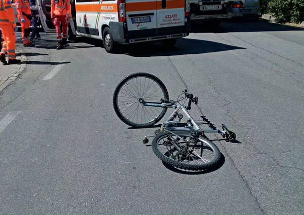 Ciclista travolto da un'auto a Manfria -