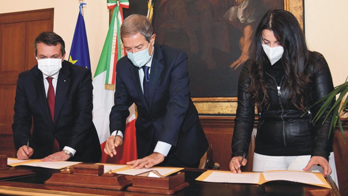 Covid, vaccinazioni in azienda, firmata intesa tra Regione Siciliana, Confindustria e Confapi -