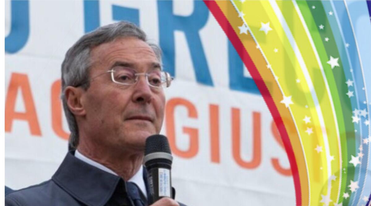 Il sindaco contro  i consiglieri sleali e ricattatori - 