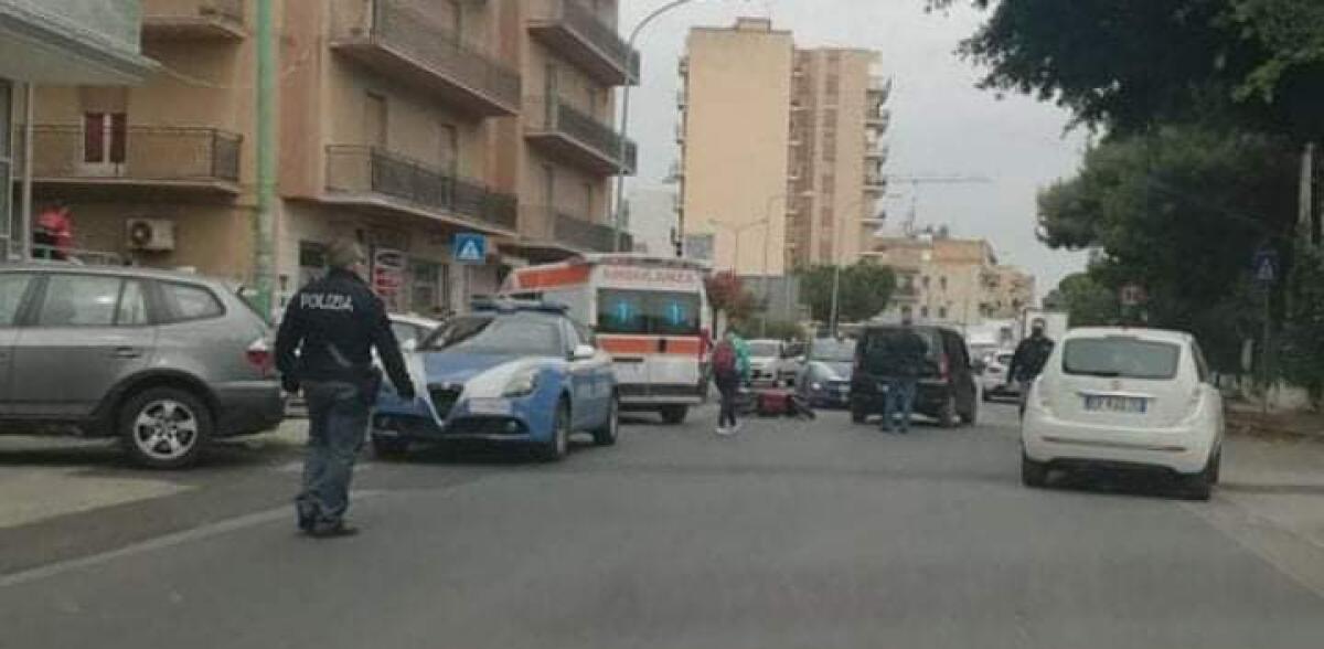 Centauro 'atterrato' in via Venezia -