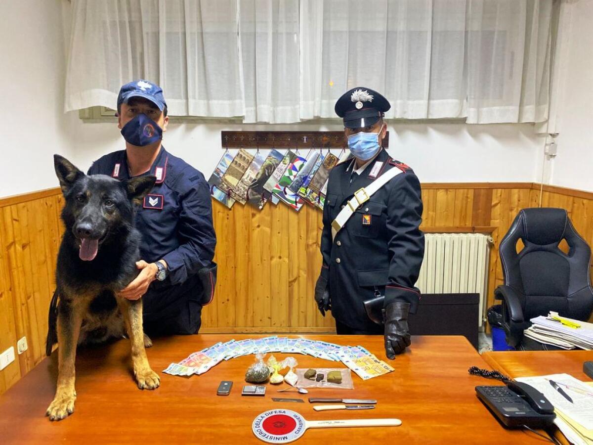 Reily fiuta la droga, un arresto a Niscemi -