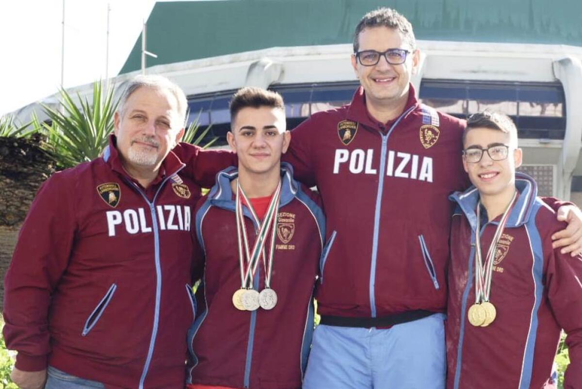 La sezione giovanile di pesistica Fiamme Oro della Polizia ai campionati del mondo juniores - 