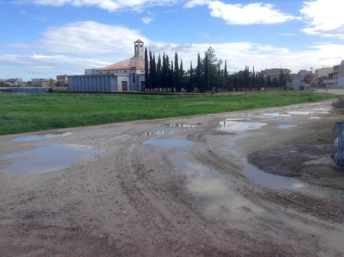 Scooter ad alta velocità alla pista ciclabile di Macchitella - 