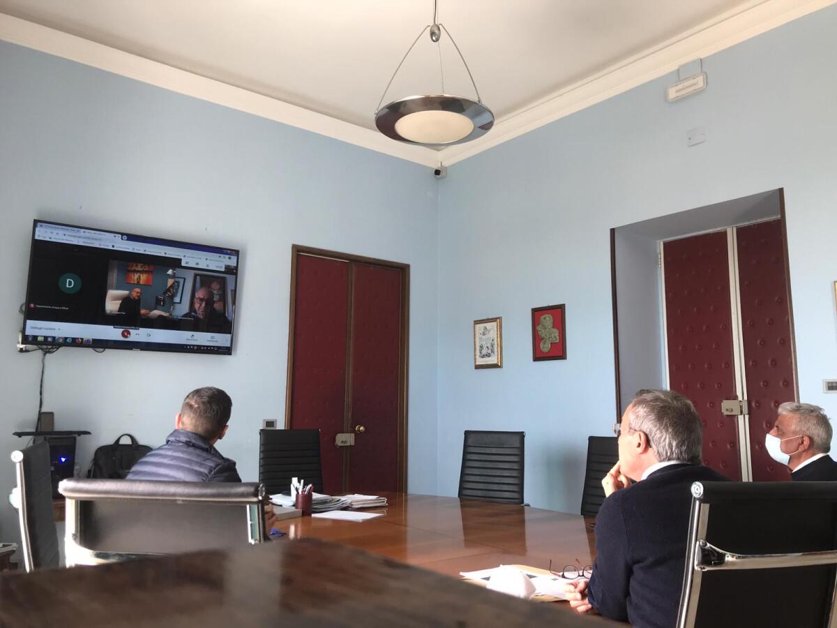 Sindaco: "è arrivato il momento di compiere scelte coraggiose.." - 