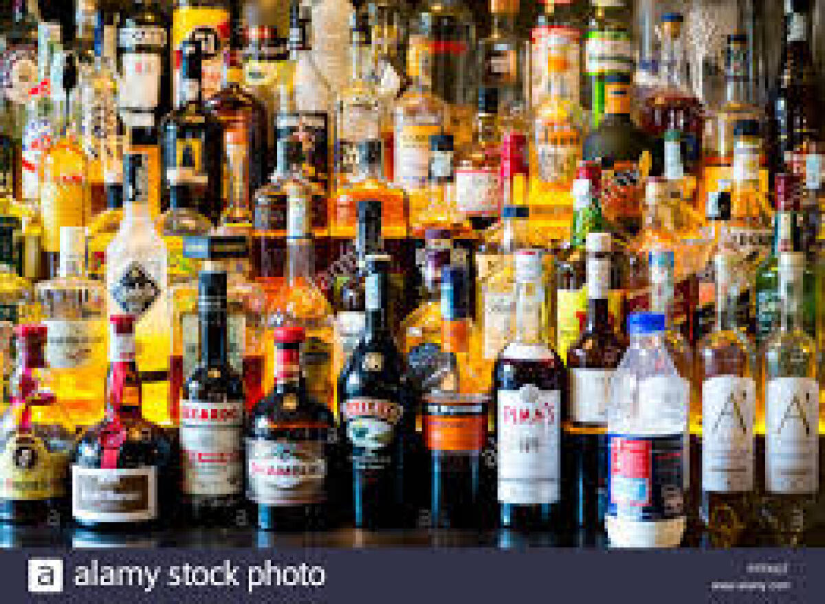 Stop alla vendita di alcolici in bottiglie di vetro in occasione degli europei - 