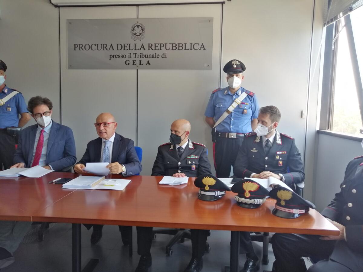 Una rivendita di polli come base per lo spaccio - 