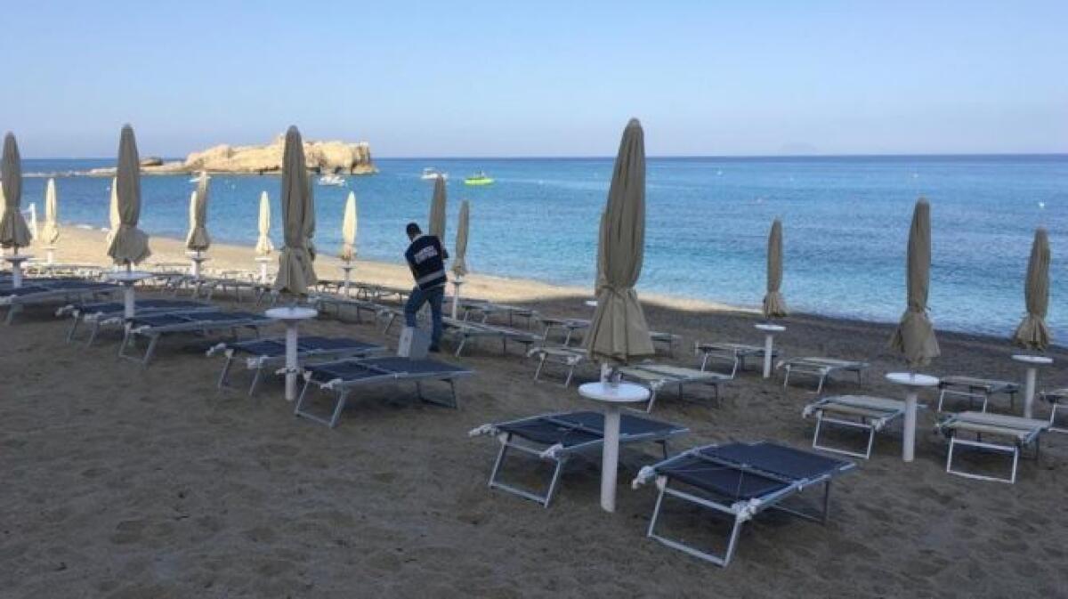 La Guardia costiera sequestra un'area demaniale - 