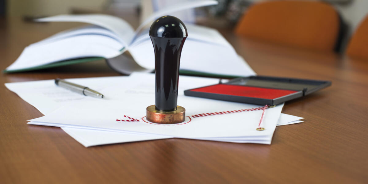 Gran Sicilia denuncerà il sindaco per ostacolo alla trasparenza - Notary public ink stamp