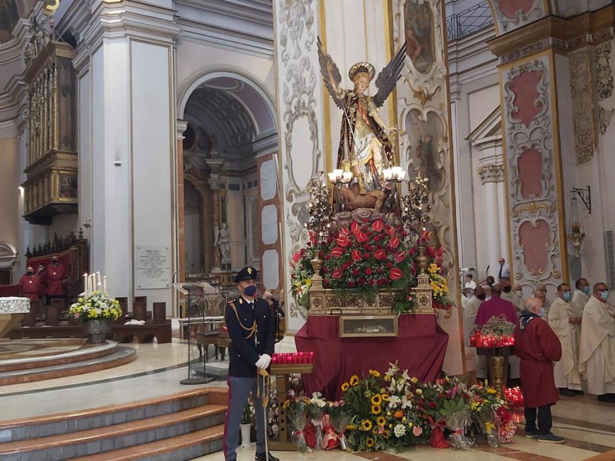 La polizia festeggia il suo patrono San Michele - 