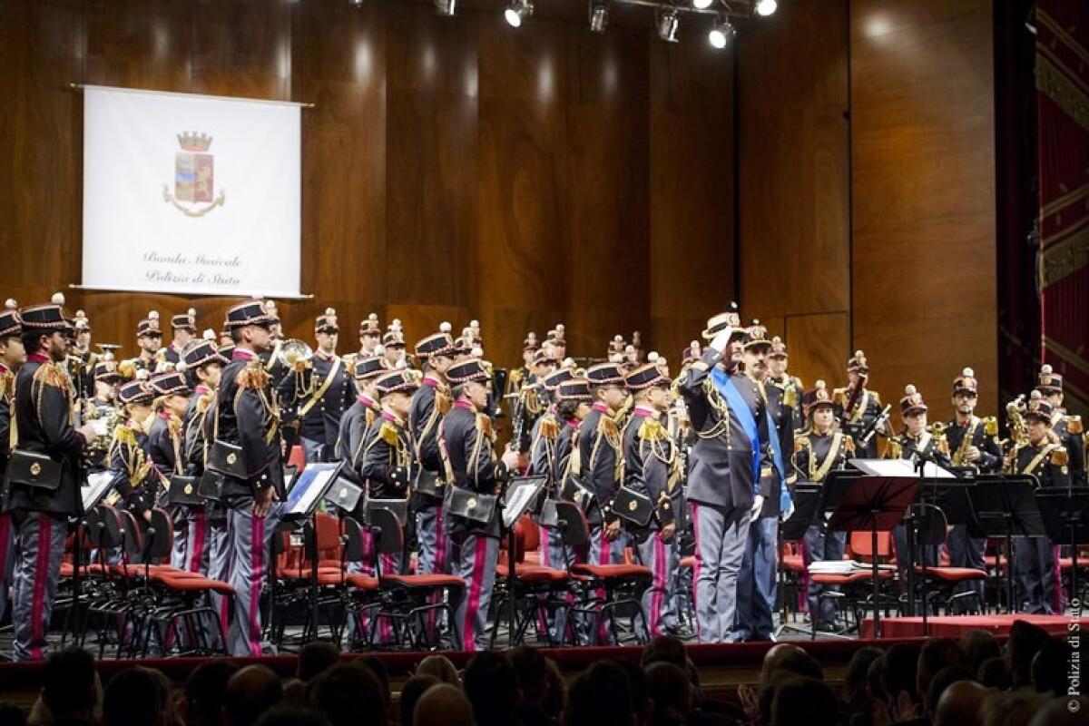 'Note di Legalità': concerto della banda musicale della Polizia di Stato - videointervista - 