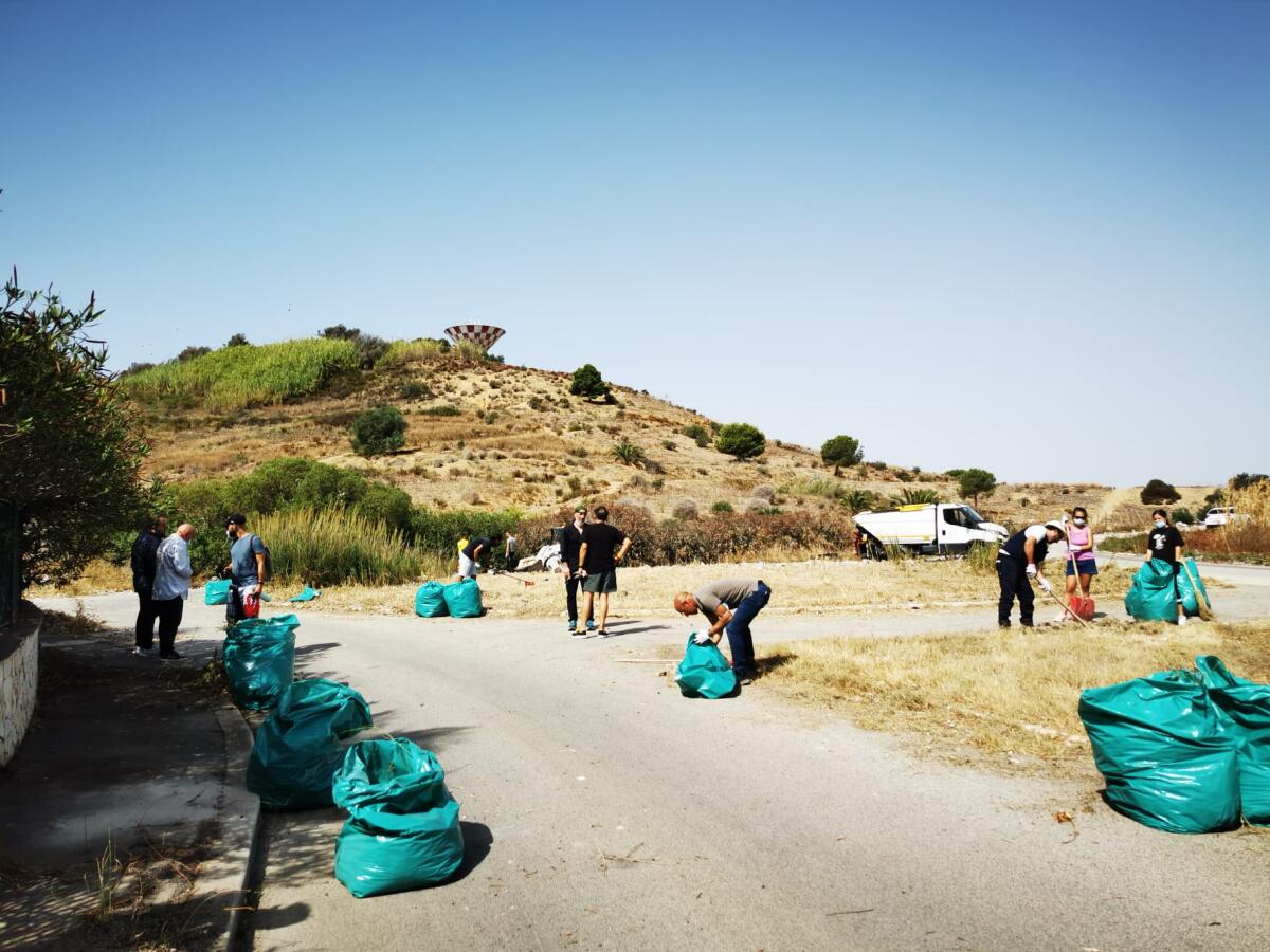 Giornata ecologica e riflettori accesi sul parco di Montelungo - 