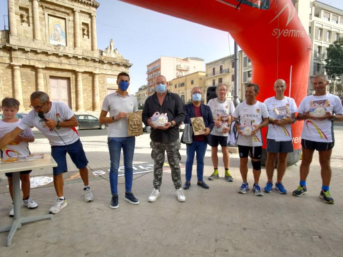 Il runner tedesco Hans Lachmann vince la II edizione del Sicily Ultra Tour -