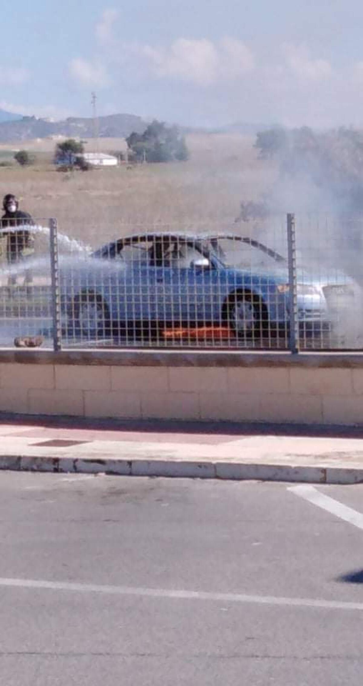 Allarme fuoco in via Butera -