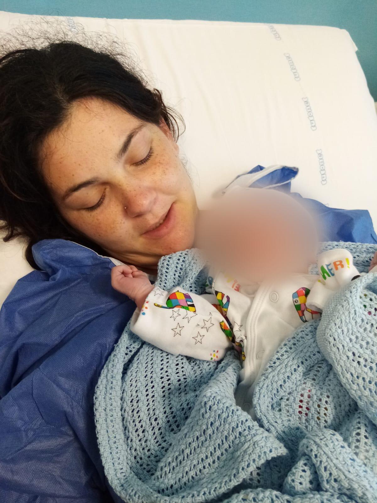 Un fiocco azzurro al Circo Orfei di stanza a Gela - 