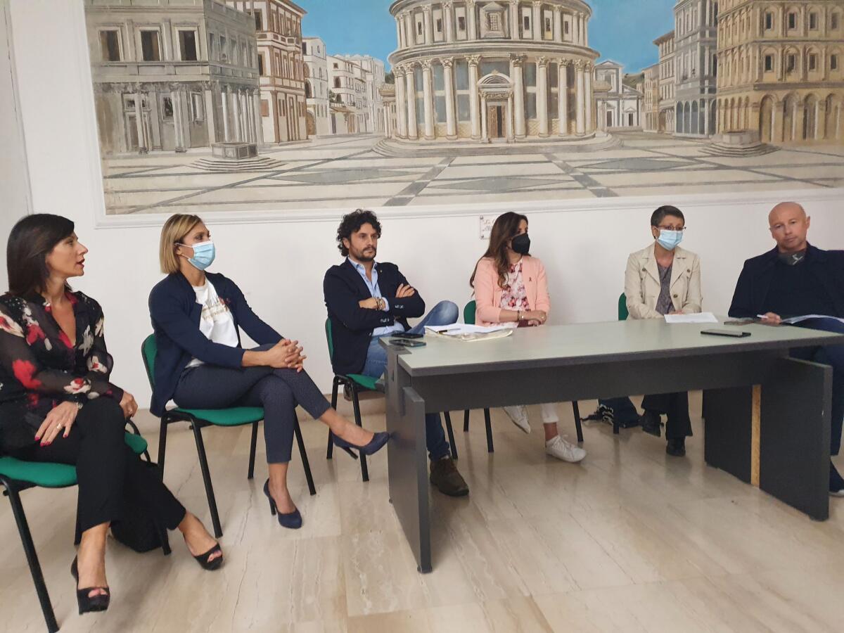 L'opposizione si ribella alla lettera del sindaco "fascista" - 
