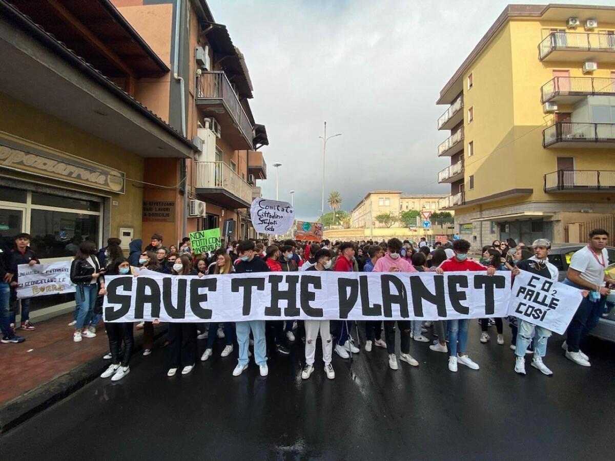 “Fridays for future”, nuova manifestazione degli studenti - 