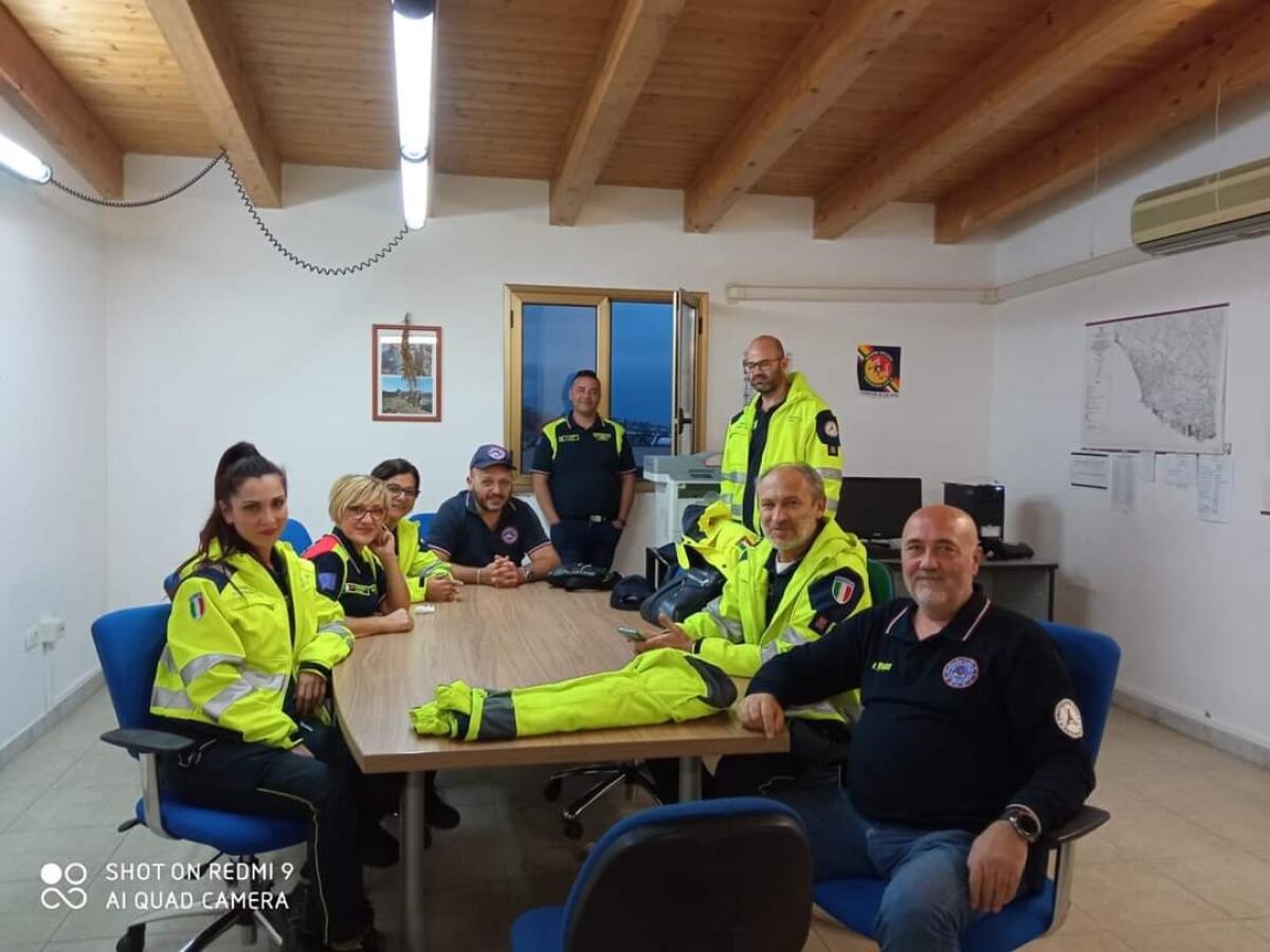 Allerta meteo: il sindaco smentisce voci su chiusura scuole domani -