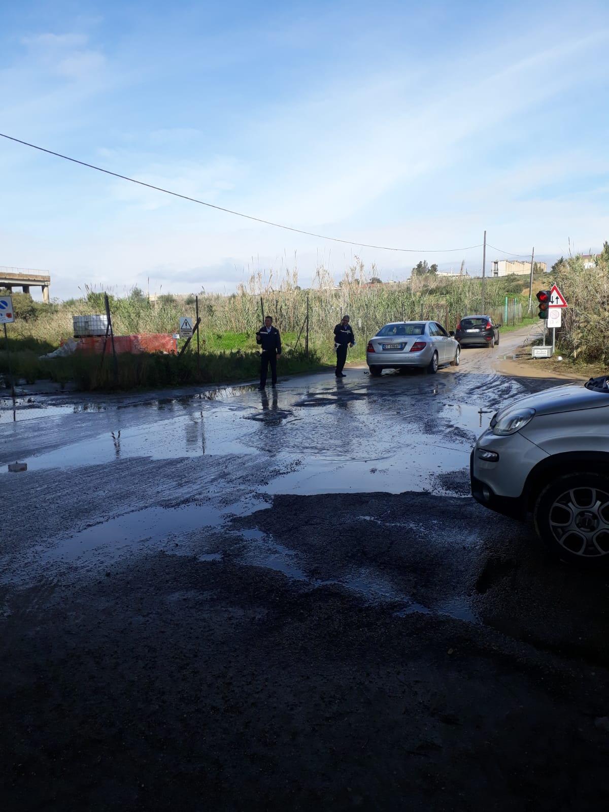 Il sindaco chiede scusa per i disagi a Farello e dichiara guerra ai burocrati -