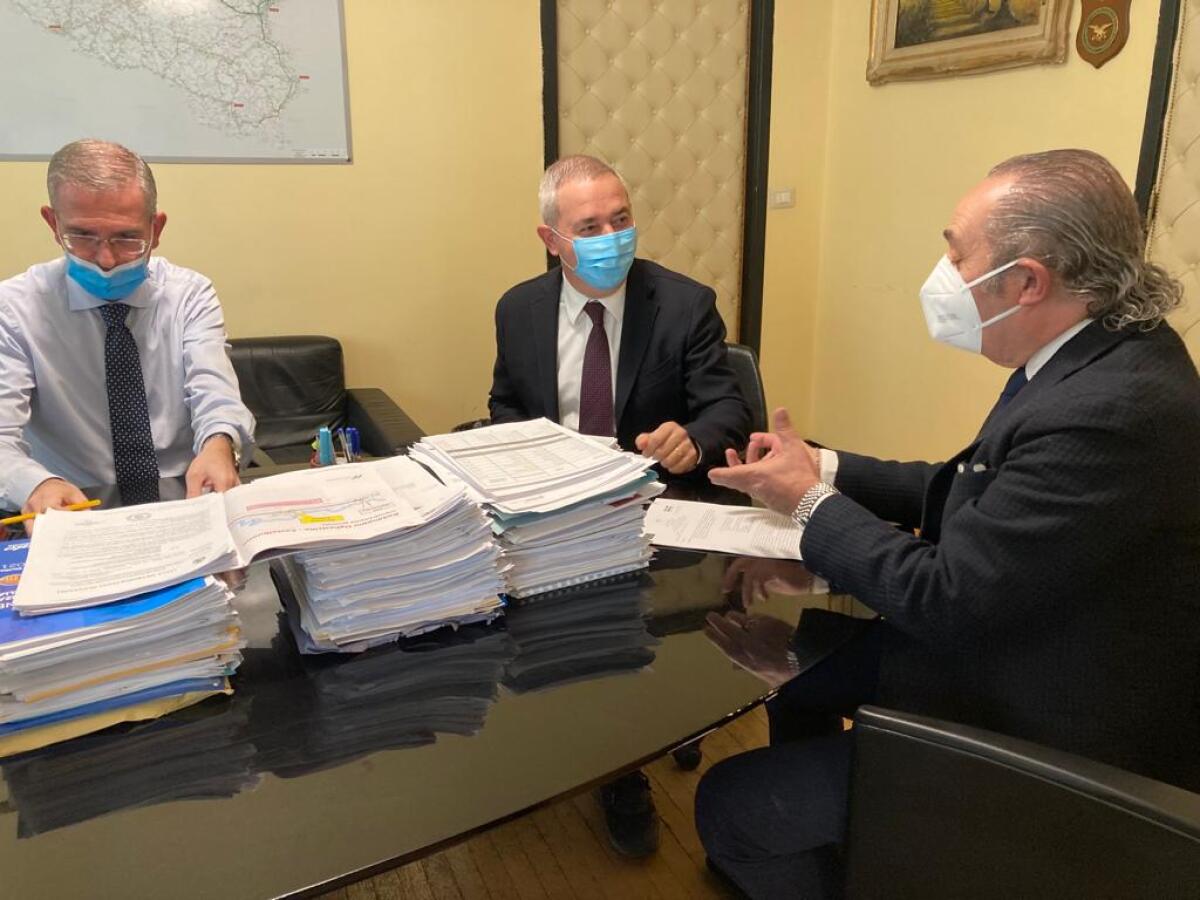 Frana a Mazzarino: "L'intervento sarà finanziato a tutela dell'agibilità" . - 