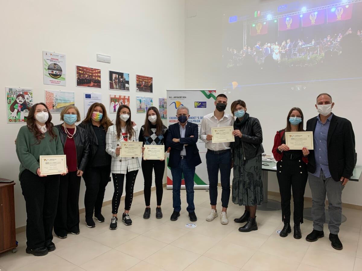 Fai Antiracket Gela, attestati di merito consegnati agli studenti -