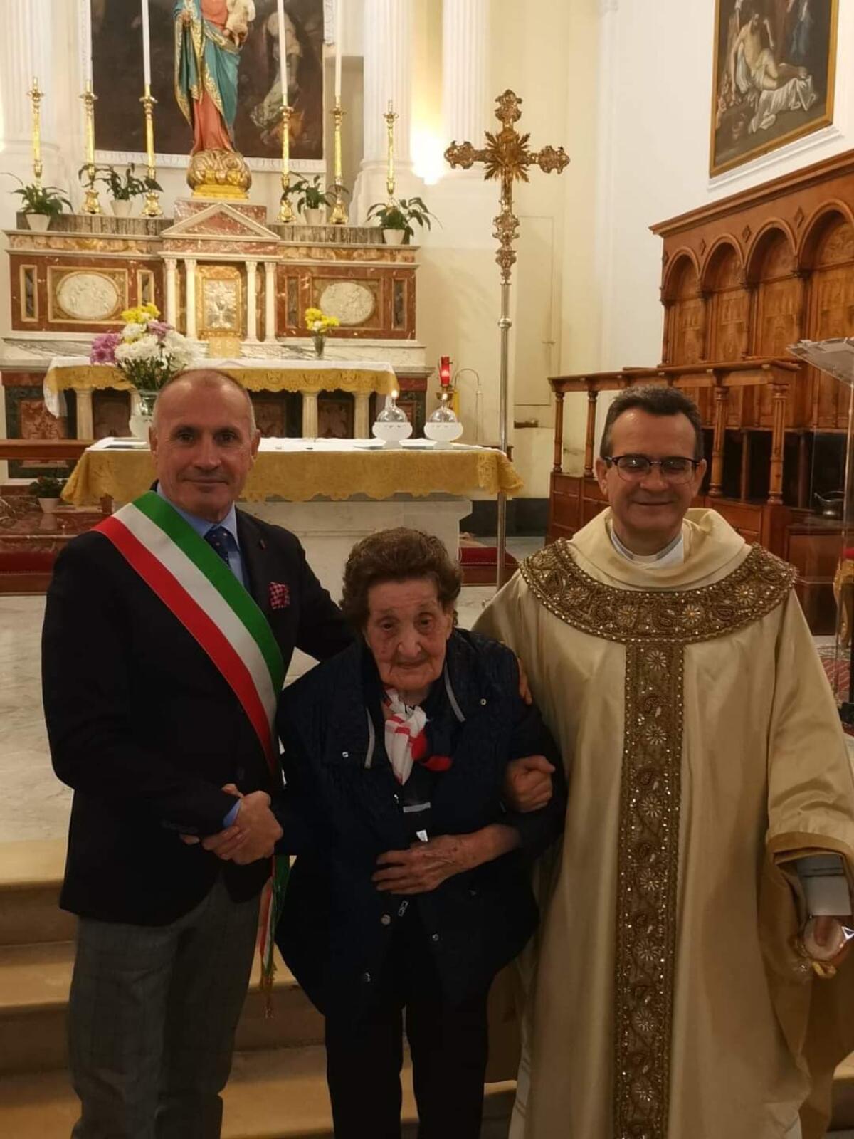 I 100 anni di nonna Rocca Salvo - 