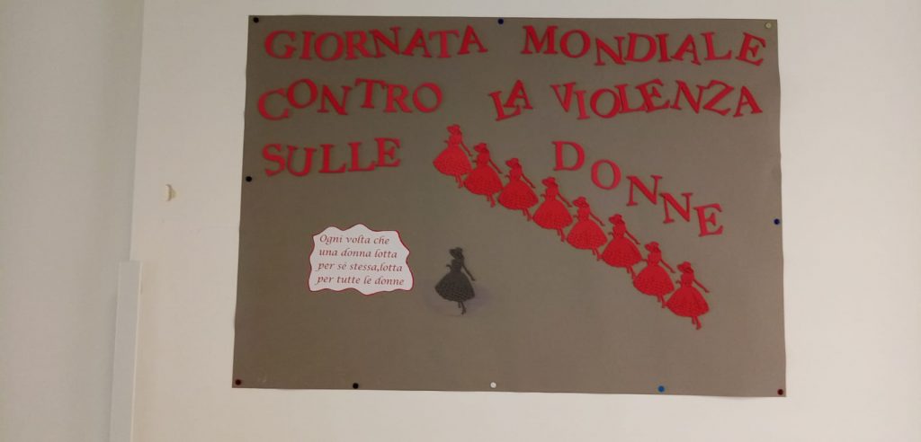 Il cartellone realizzato dalle maestre della "Scuola in ospedale"