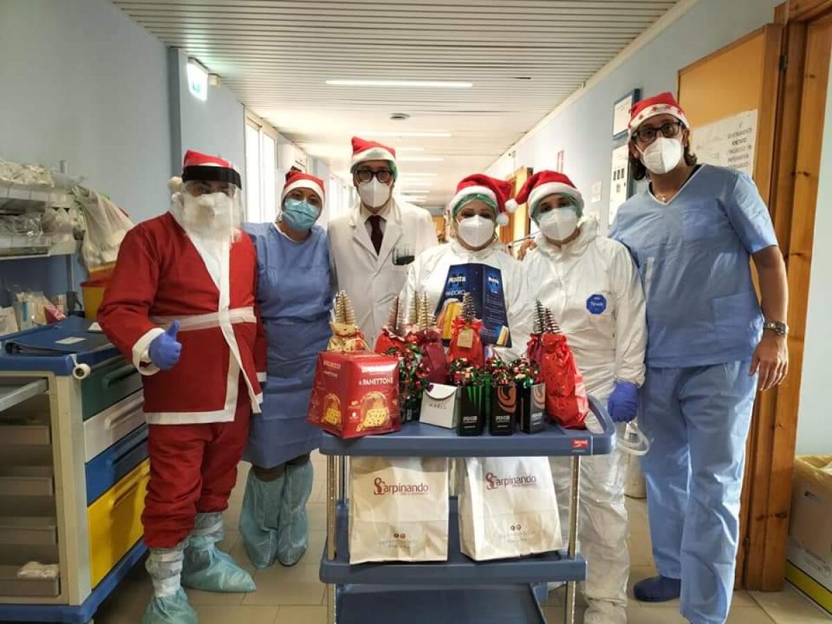 Babbo Natale ha bussato al reparto Medicina-  Covid - 
