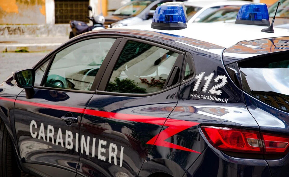 Gela: aggrediscono Carabinieri al Pronto Soccorso, arrestati marito e moglie -