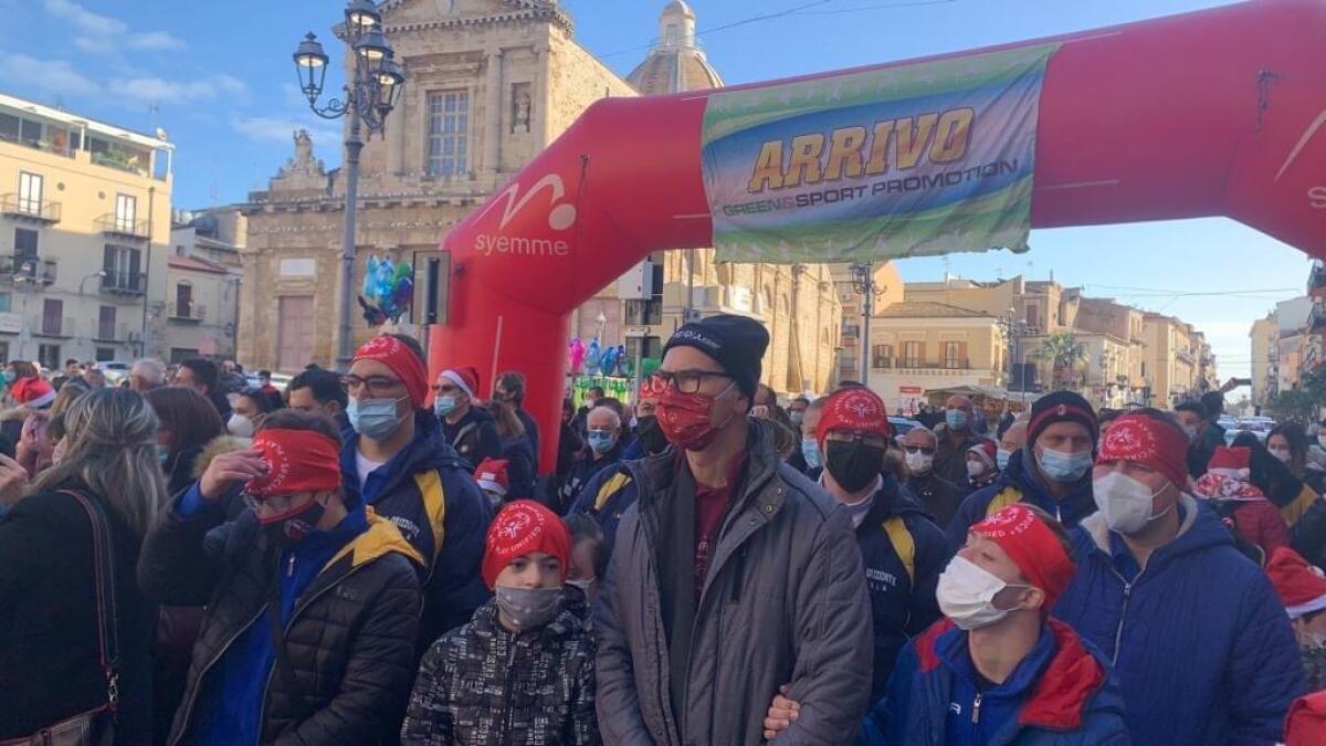 Entusiasmo in centro per “Corri con Papà Natale” - 