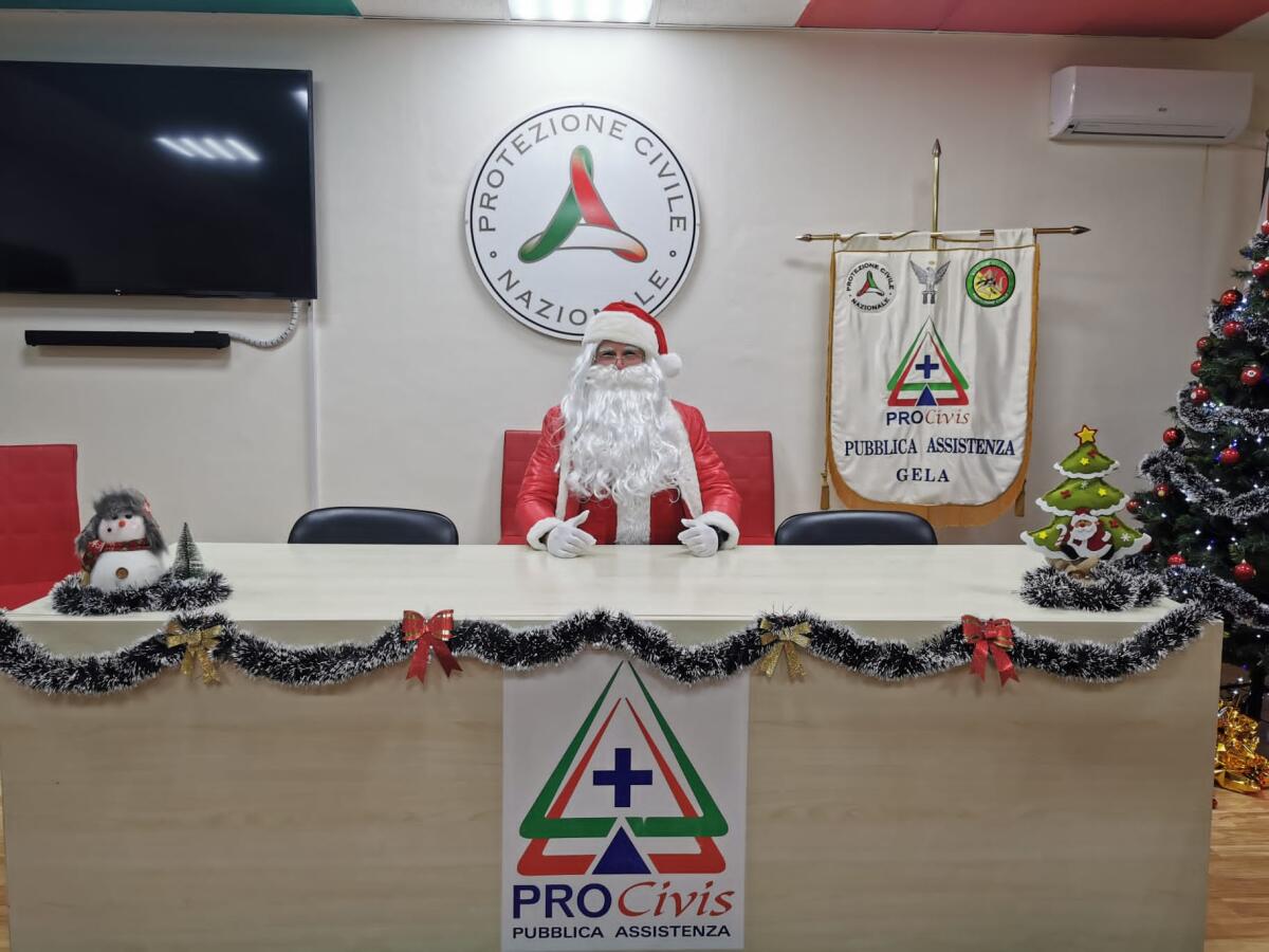 Babbo Natale incontra i bambini: istituto Verga e Provicis insieme per la solidarietà - 