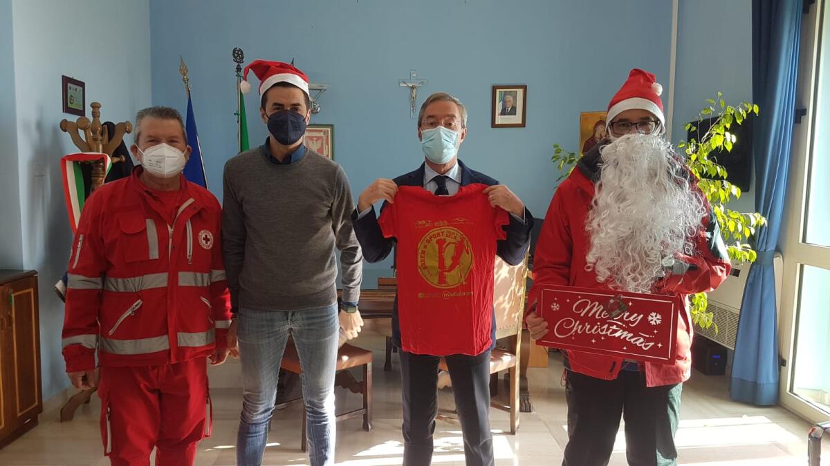 Domani 'Corri con Papà Natale' - 
