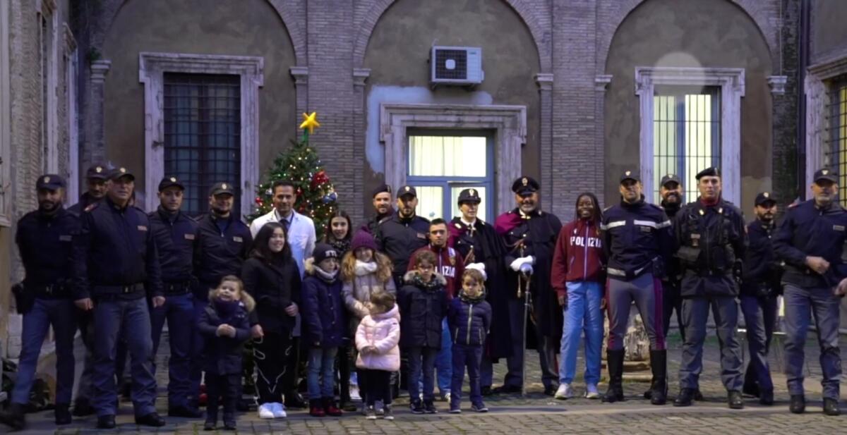 Le immagini della Polizia per augurare Buon Natale - 