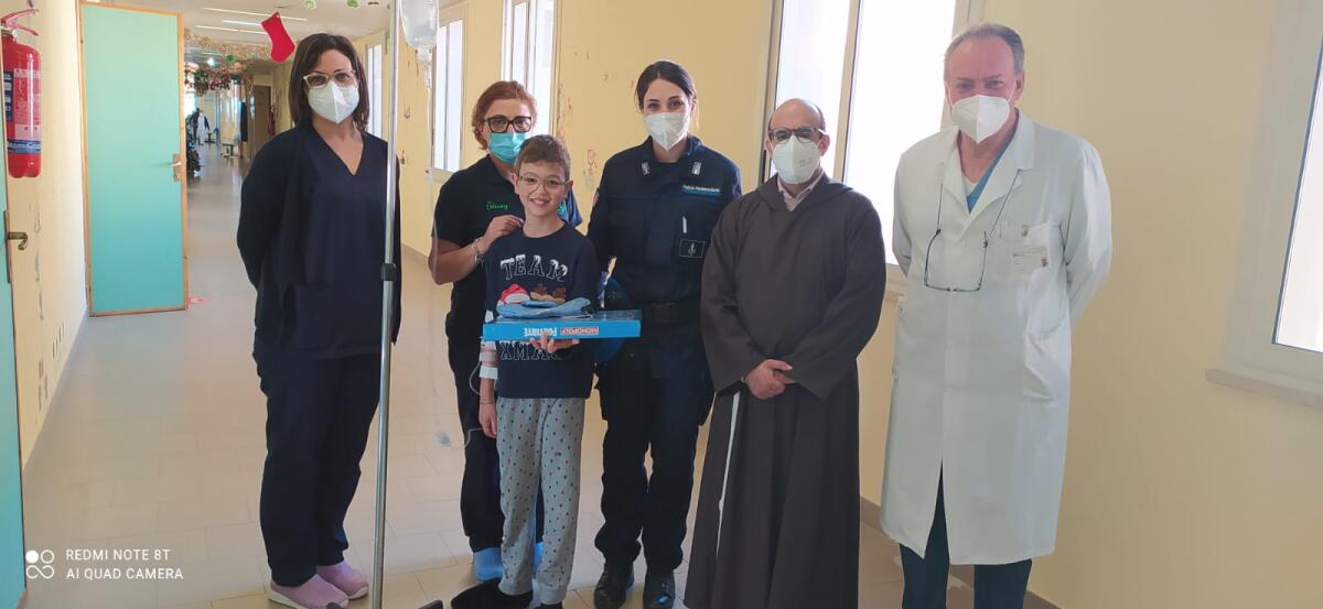 La Befana è andata dai bimbi ricoverati - 