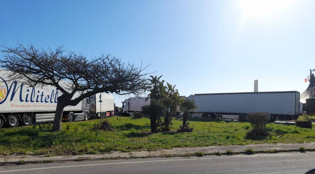 Sospeso lo sciopero degli autotrasportatori - 