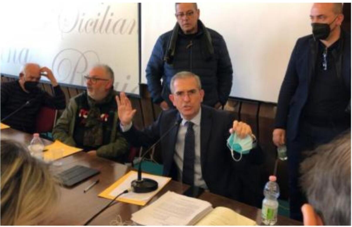 Autotrasportatori, Falcone: Regione conferma aiuti ma soluzione solo da Roma - 