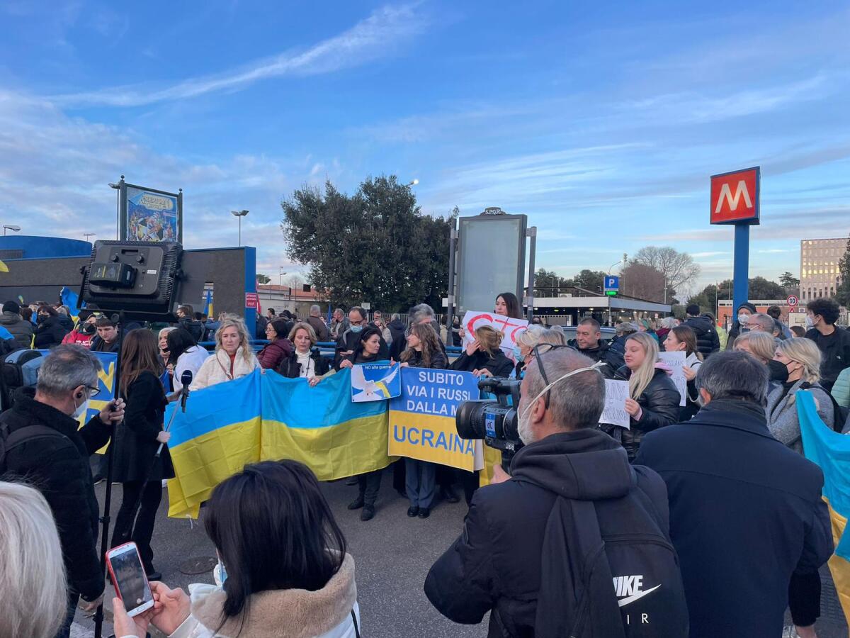 Manifestazioni “pro Ucraina”: i gelesi Perna e Battiato in piazza a Roma - 