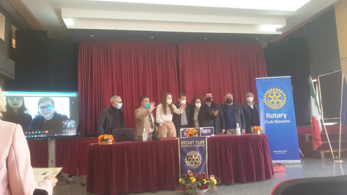 Voto in condotta, 10. Premio per gli studenti - 