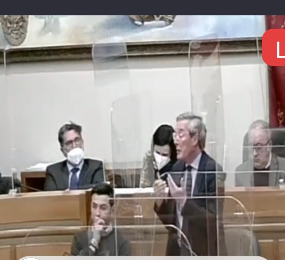 Balbo e Picone snobbano il consiglio comunale e per il resto la solita solfa - 