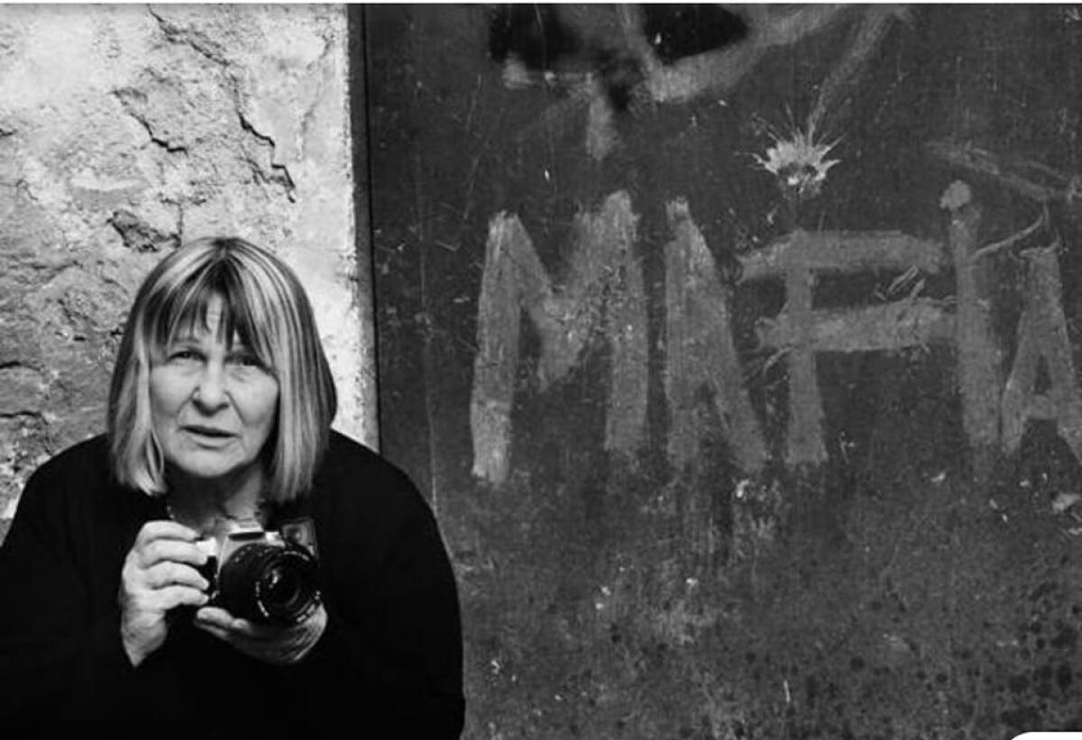 Letizia Battaglia, narratrice di una Sicilia senza tempo tra mafia e splendore - 