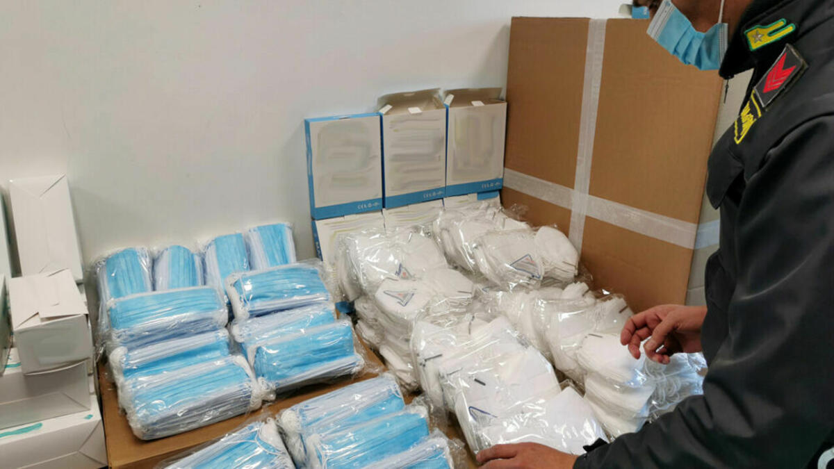 Sequestrate 12.913 mascherine considerate pericolose - 