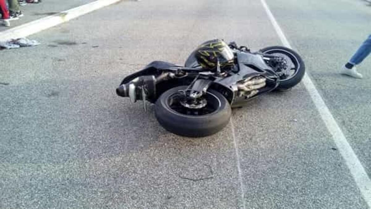 Scontro fra moto e auto, morto un trentenne -