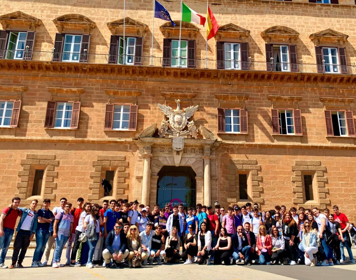 Progetto di educazione civica, studenti del “Majorana” in visita all’Ars -