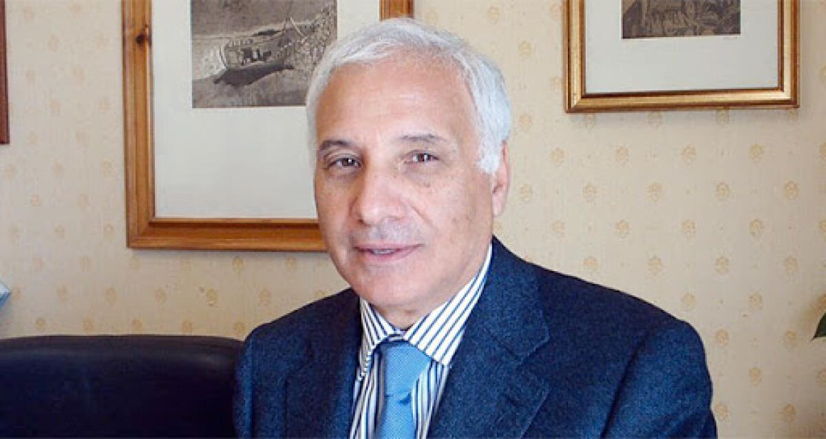 Bennici non risponde, Mauro e Scerra si difendono -