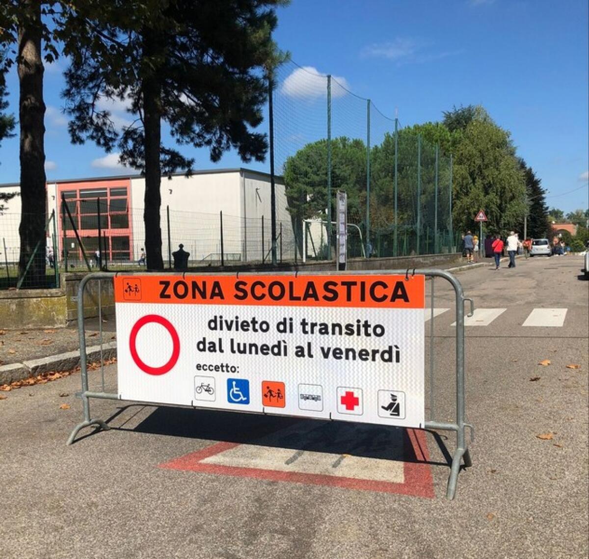Le zone scolastiche a Gela ci sono ma nessuno le rispetta - 