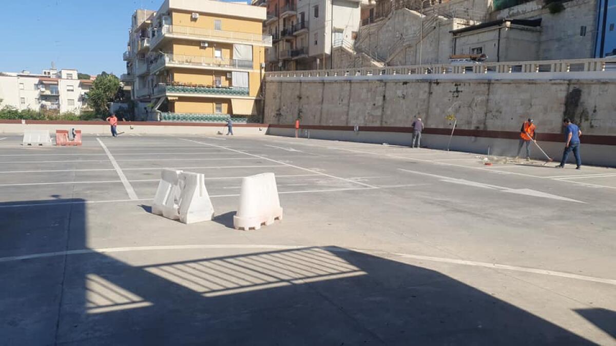 La Ghelas al lavoro per ripristinare il parcheggio Arena; oggi incontro col sindacato - 